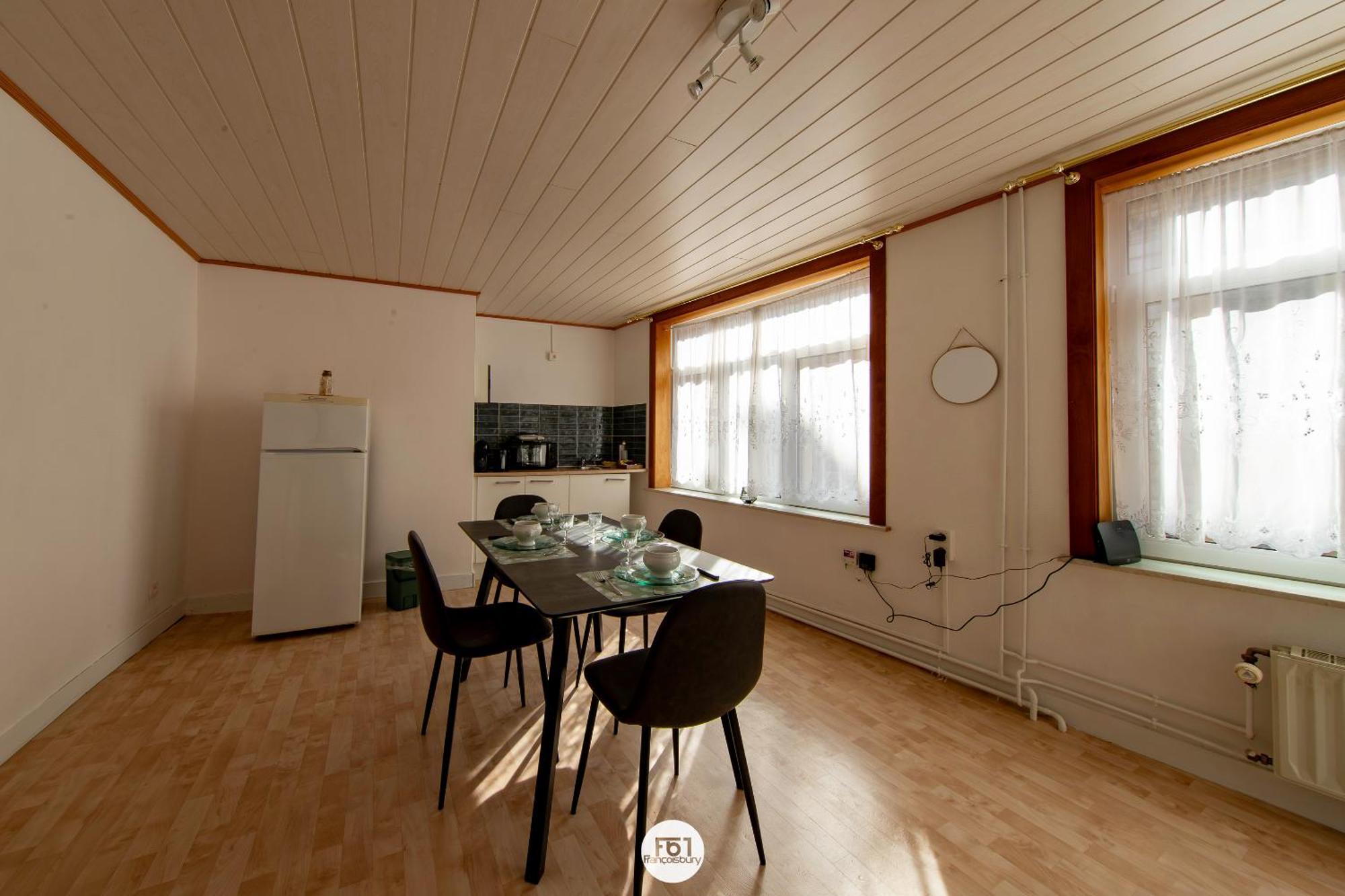 Des Chartriers Apartment Mons